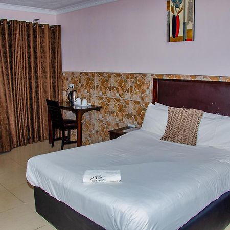 Riverstone Guest Lodge Harare Bagian luar foto