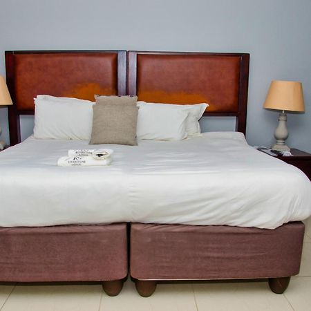 Riverstone Guest Lodge Harare Bagian luar foto