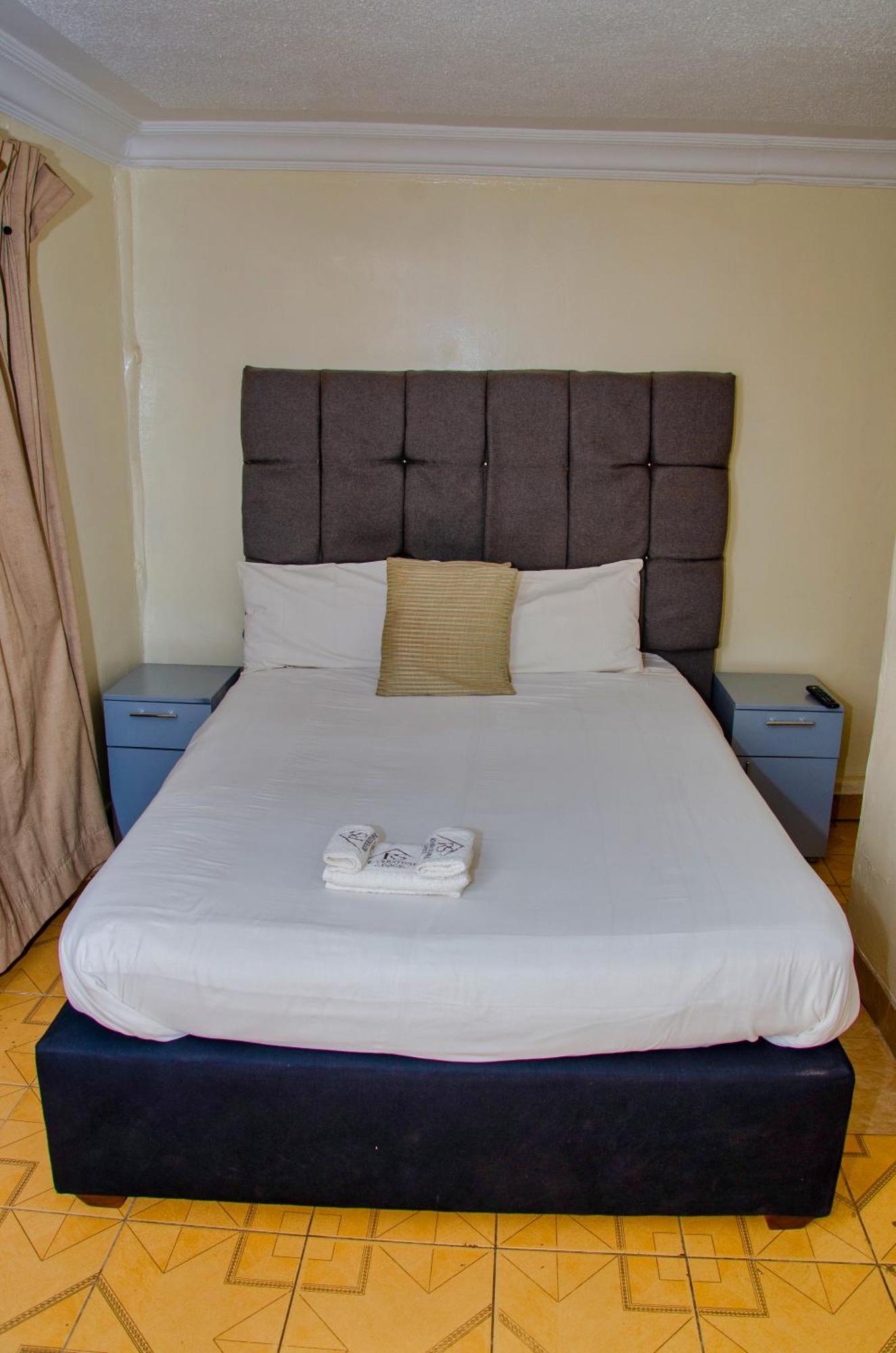 Riverstone Guest Lodge Harare Bagian luar foto