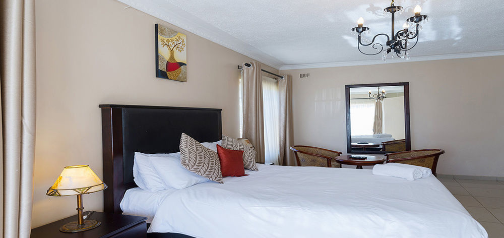 Riverstone Guest Lodge Harare Bagian luar foto