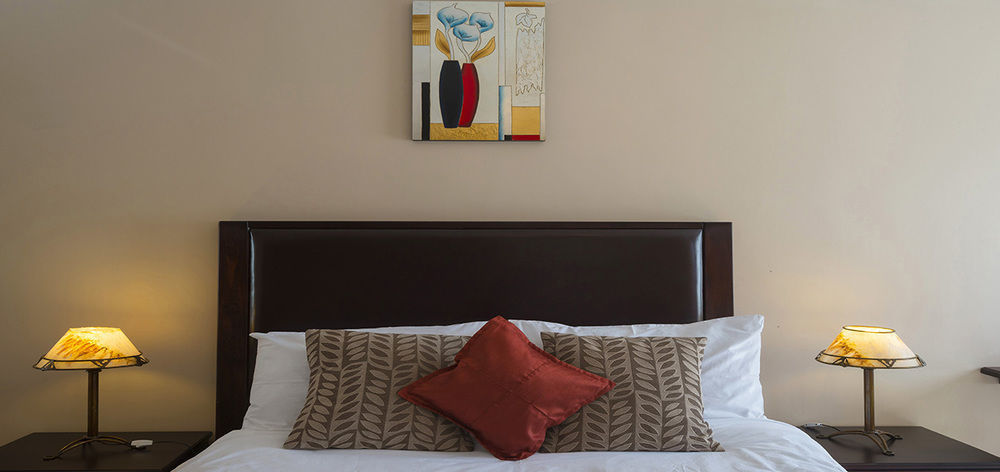 Riverstone Guest Lodge Harare Bagian luar foto